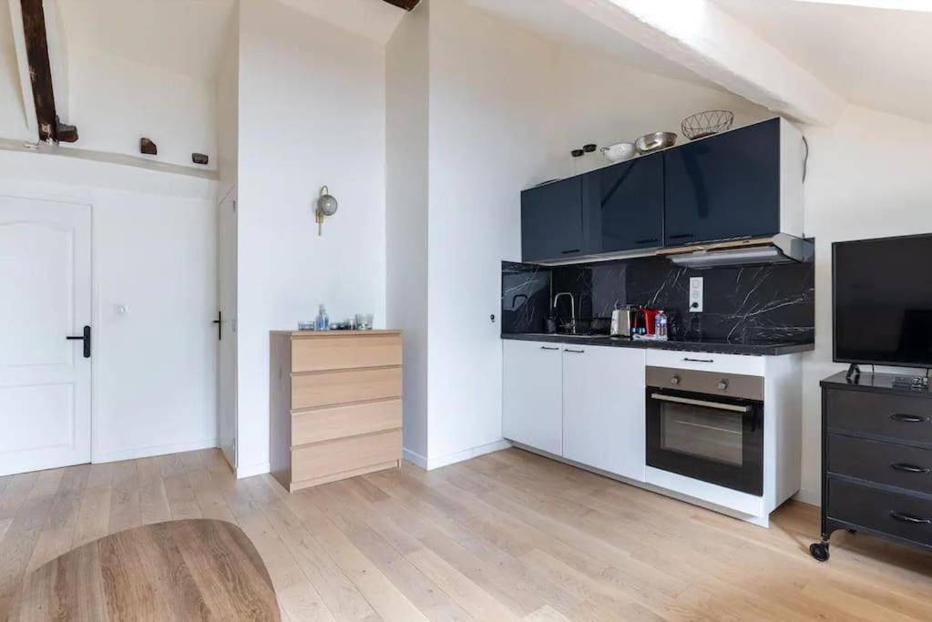 Grands Boulevards 52 Appartement Cosy 1Br-4P Париж Екстериор снимка